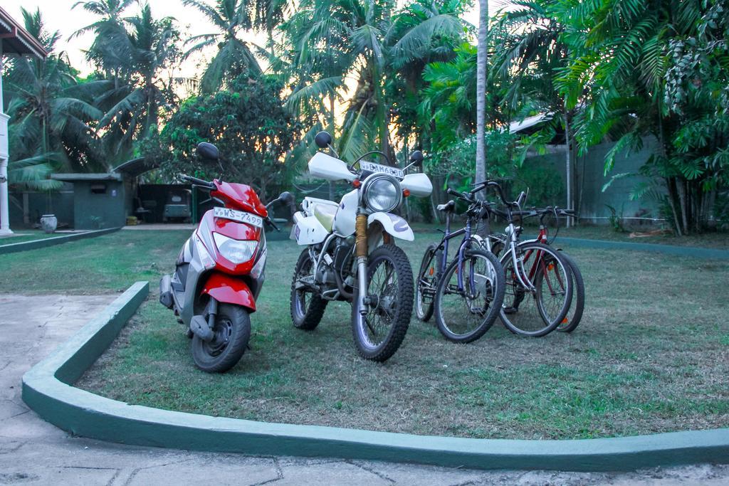 Negombo Village Guesthouse Buitenkant foto