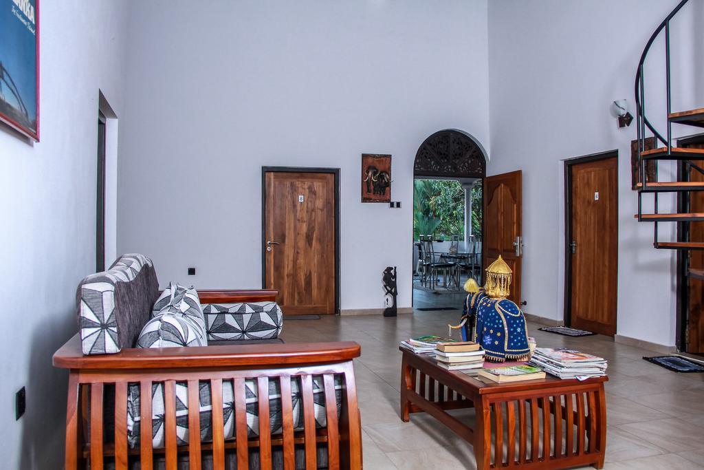 Negombo Village Guesthouse Buitenkant foto