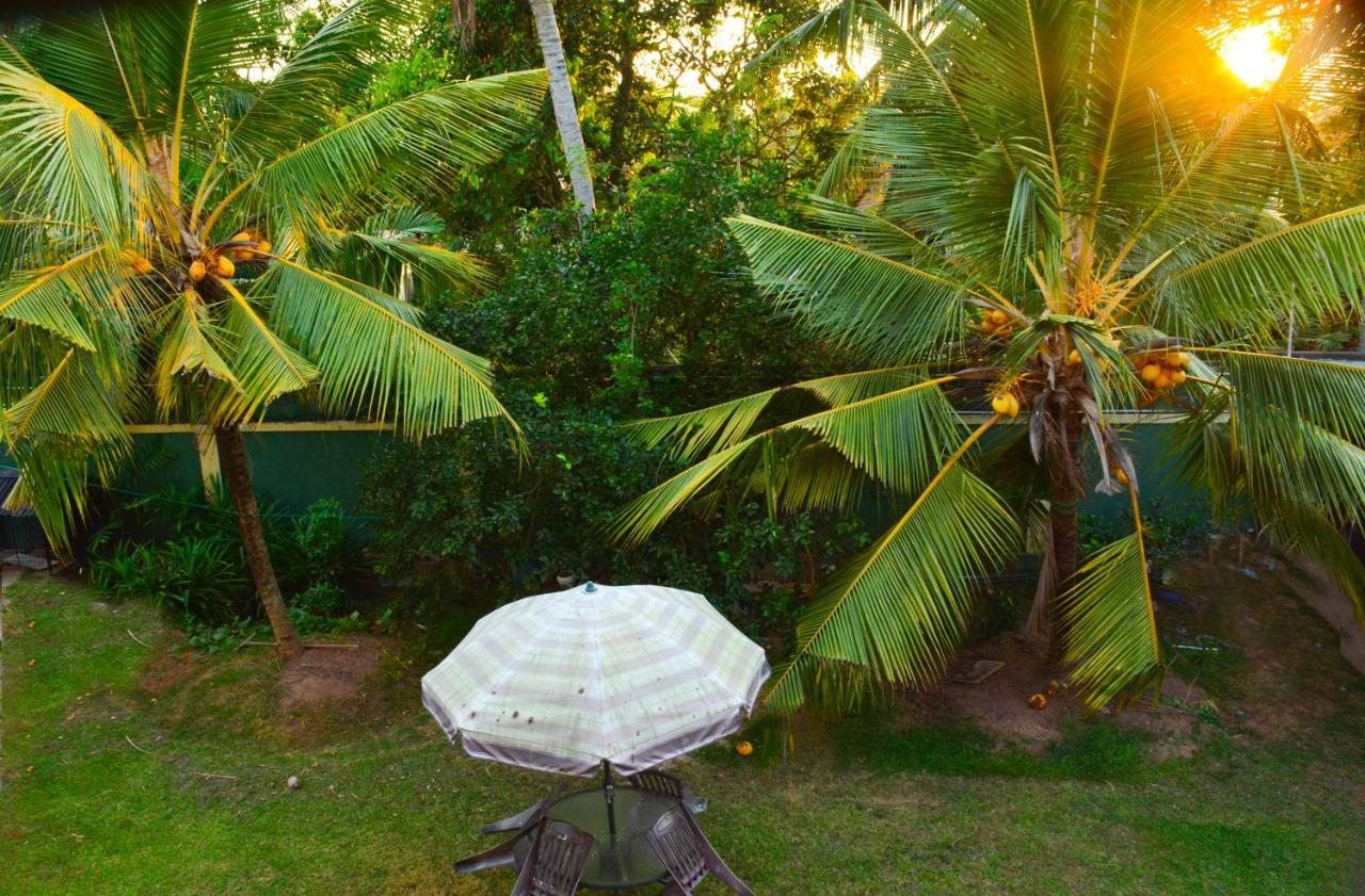 Negombo Village Guesthouse Buitenkant foto