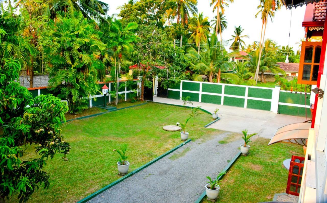 Negombo Village Guesthouse Buitenkant foto